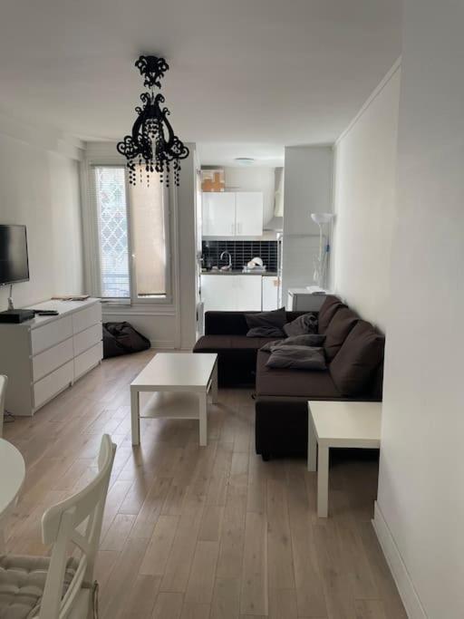 Paris 8Th, Bright, Very Good Location Apartment Exterior photo